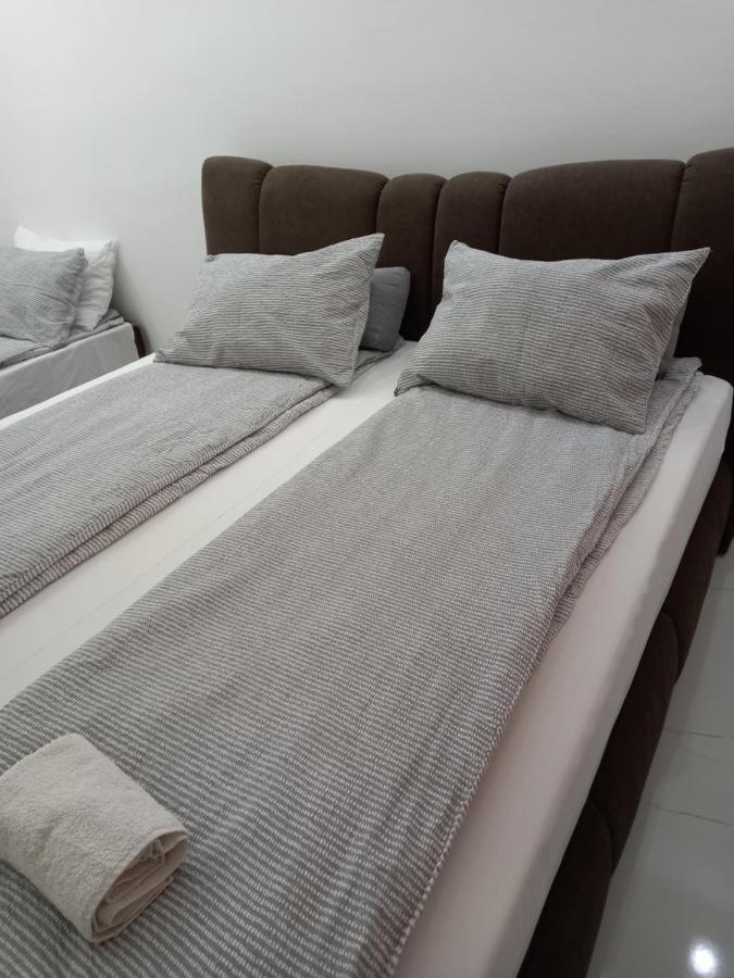 Apartments Natural And Bungalows 2 Sarajevo Luaran gambar