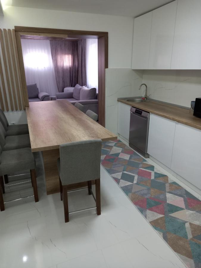 Apartments Natural And Bungalows 2 Sarajevo Luaran gambar