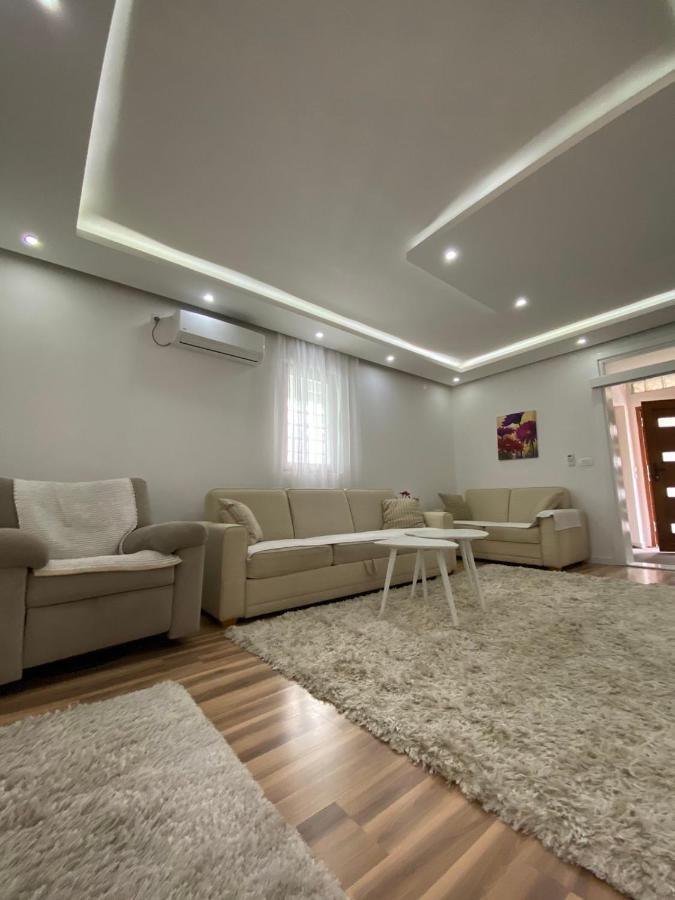 Apartments Natural And Bungalows 2 Sarajevo Luaran gambar