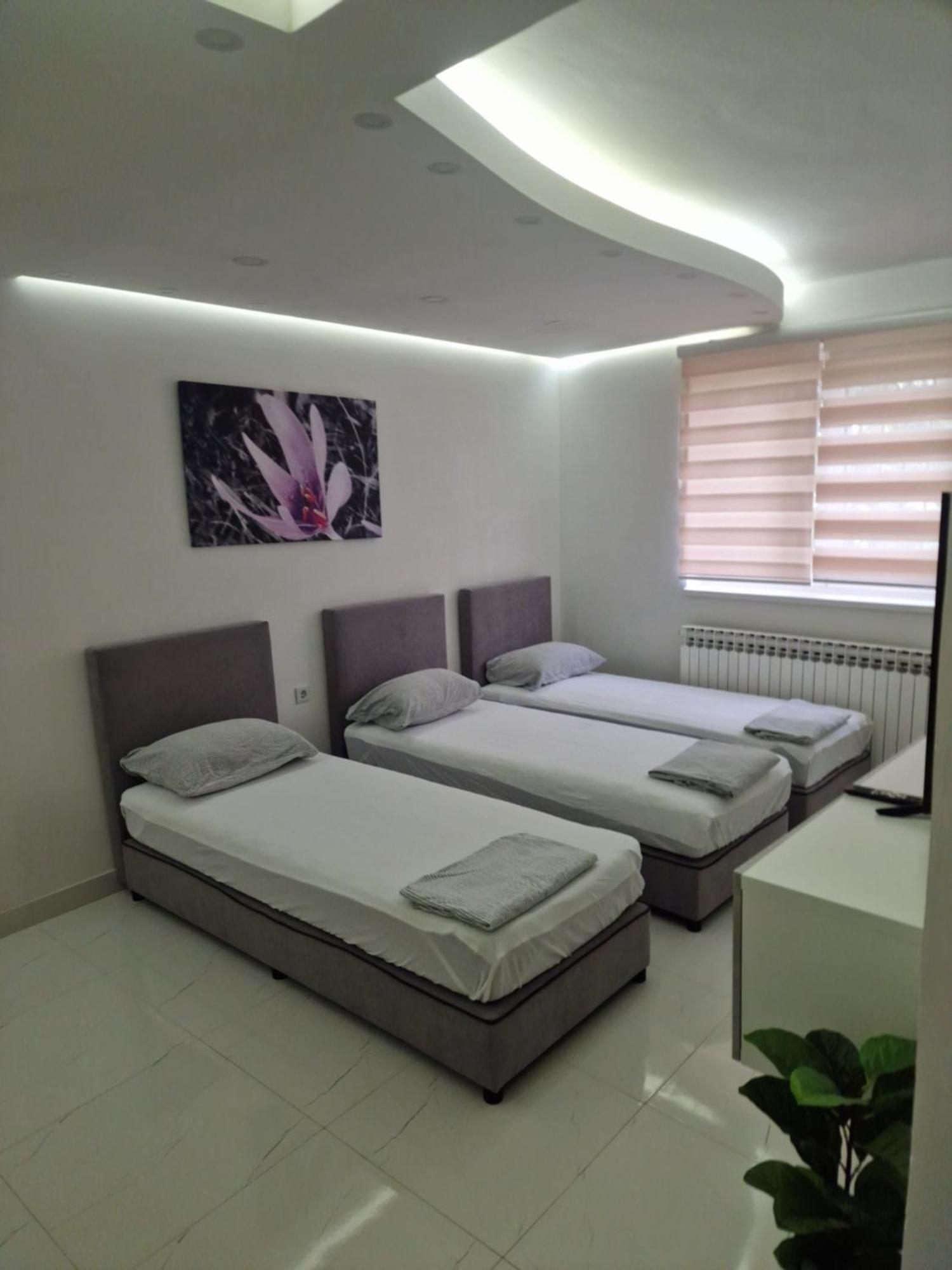 Apartments Natural And Bungalows 2 Sarajevo Luaran gambar
