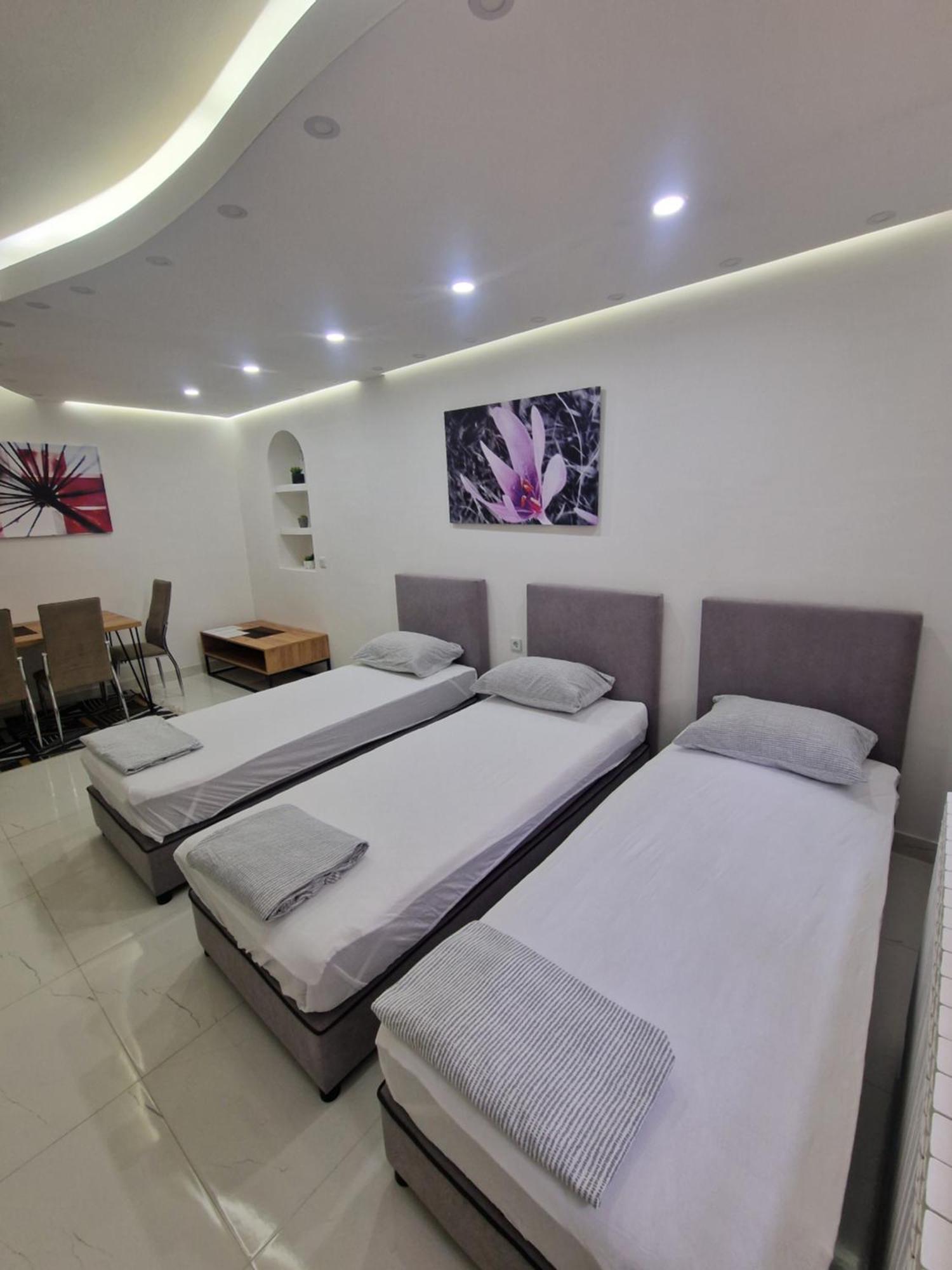 Apartments Natural And Bungalows 2 Sarajevo Luaran gambar