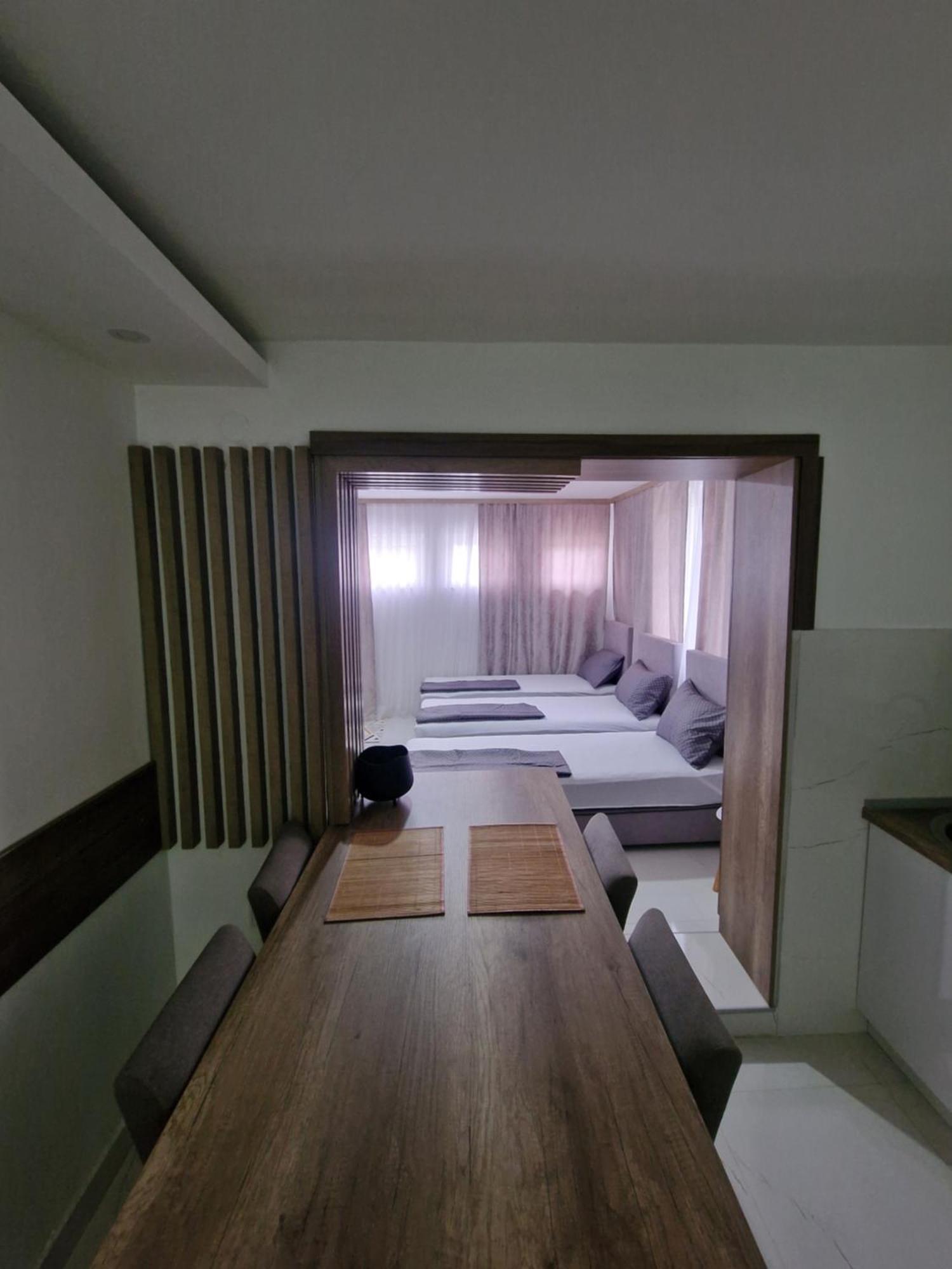 Apartments Natural And Bungalows 2 Sarajevo Luaran gambar