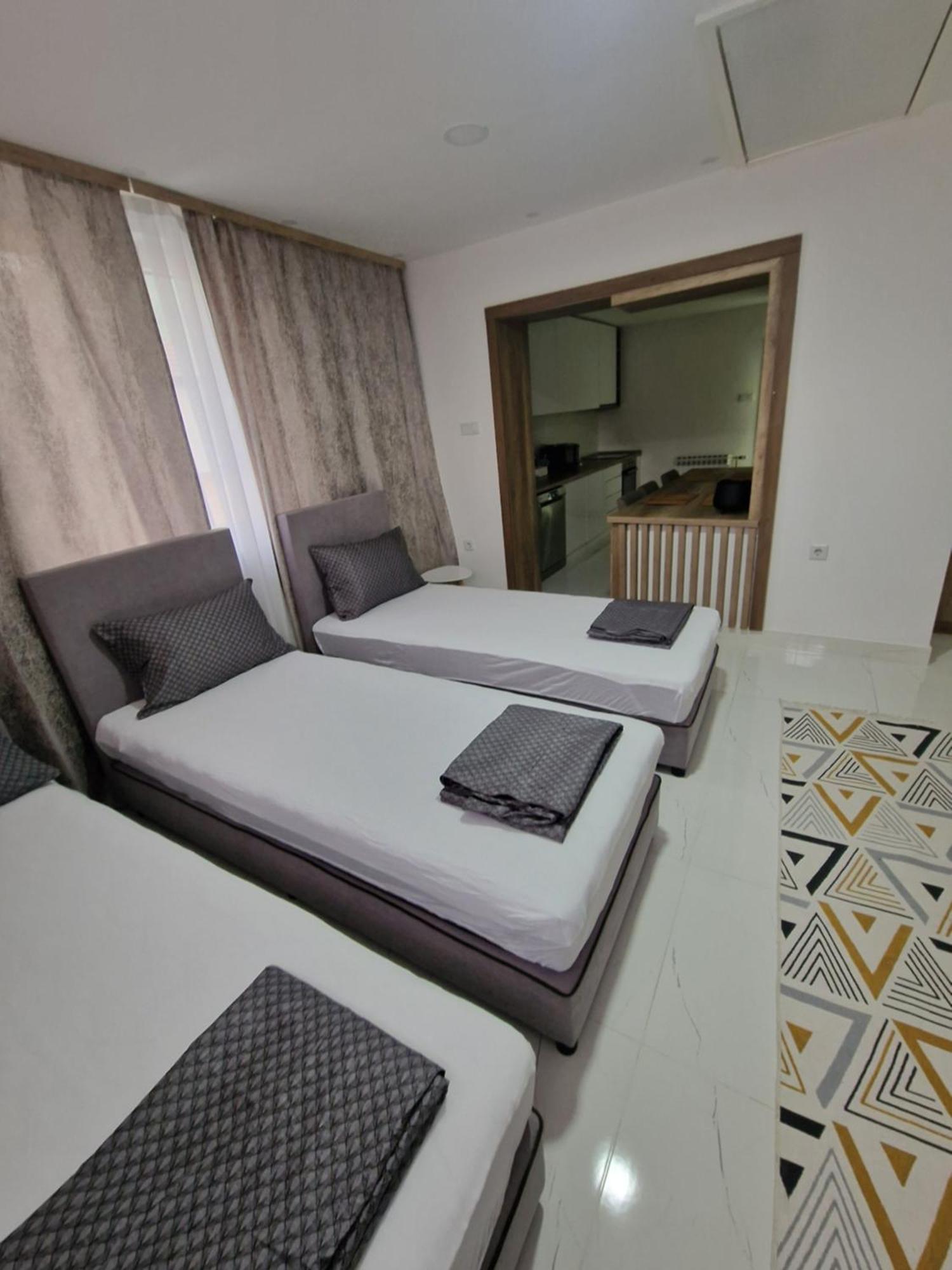 Apartments Natural And Bungalows 2 Sarajevo Luaran gambar