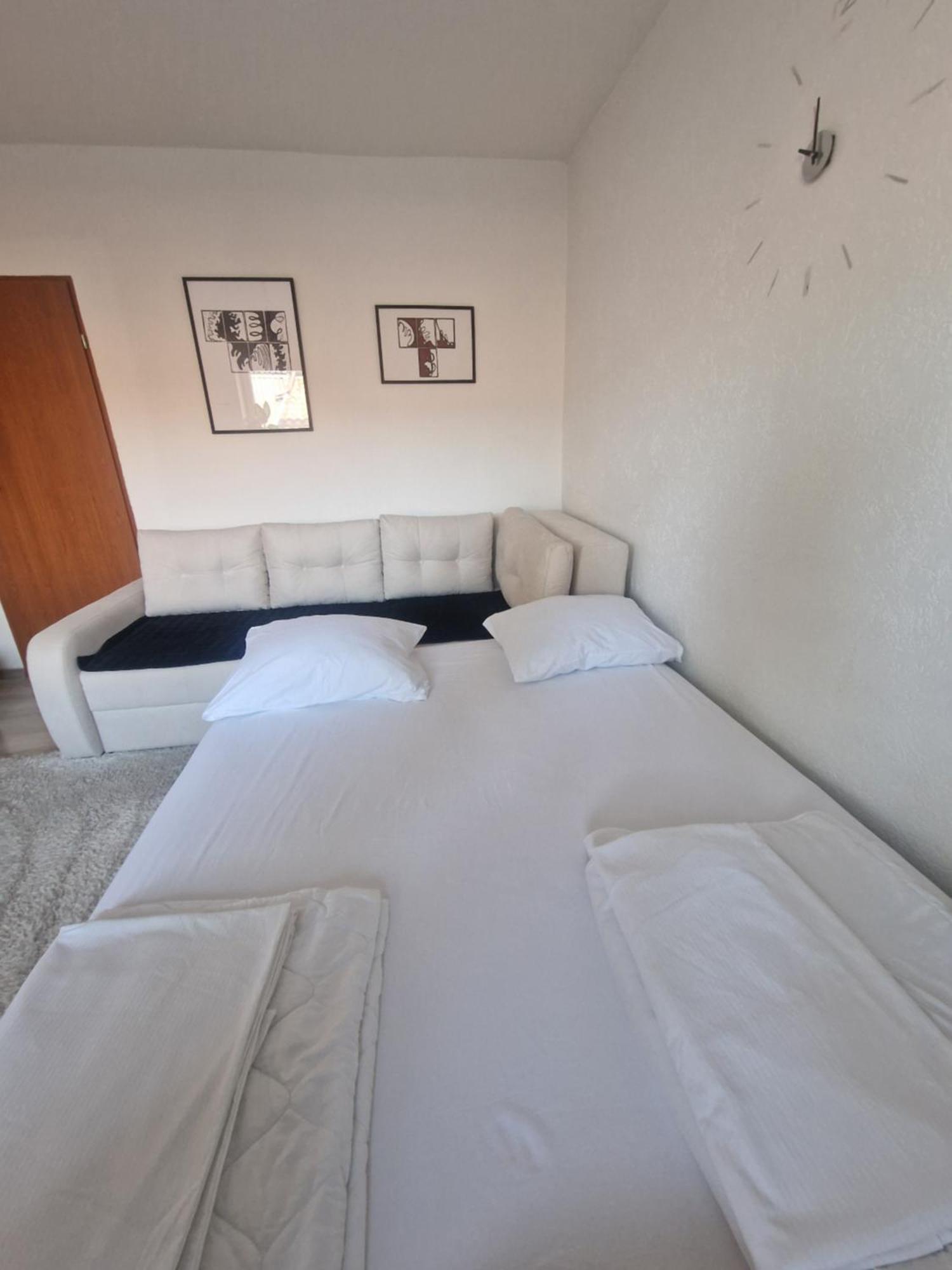 Apartments Natural And Bungalows 2 Sarajevo Bilik gambar